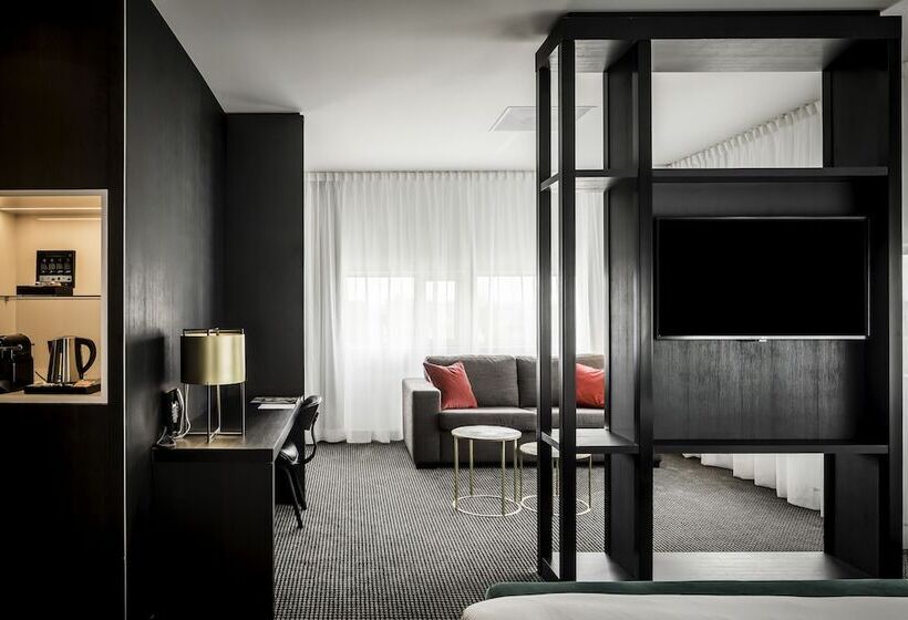 סוויטת ג'וניור, Van Der Valk Zaltbommela2