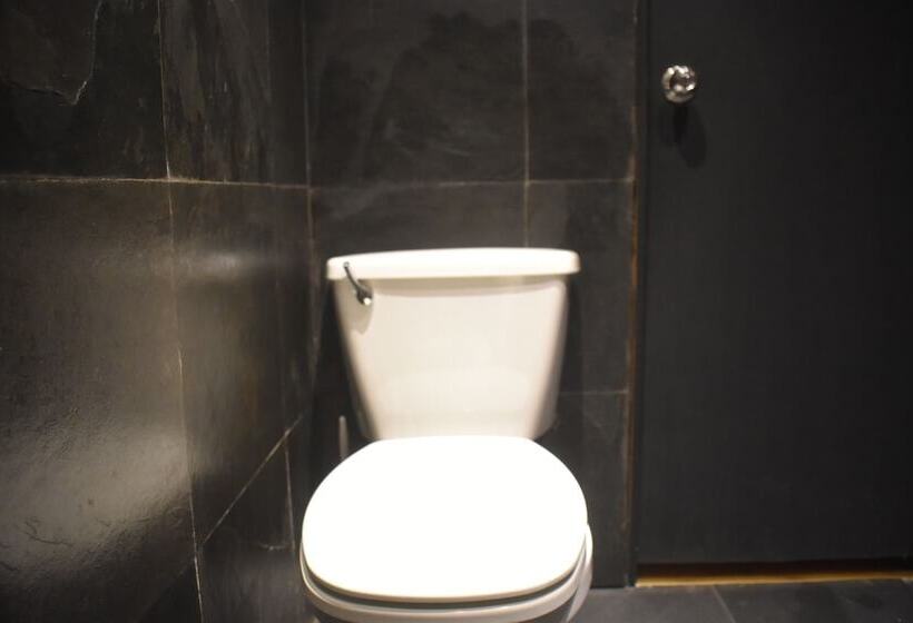 이코노미 싱글 룸, Estación Hostel