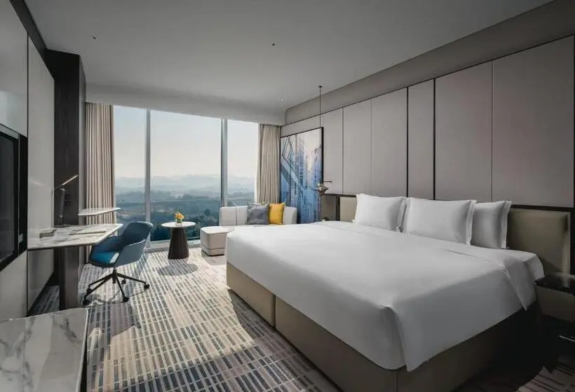 キングサイズベッドのスタンダードルーム, Crowne Plaza Ezhou, An Ihg