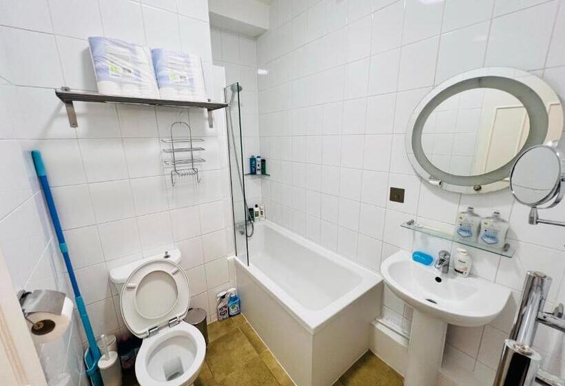 דירת חדר דלוקס, Great Entire Apartment At Regent St. And Oxford St. London