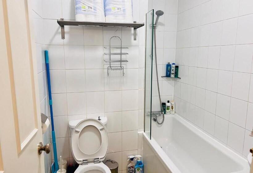 דירת חדר דלוקס, Great Entire Apartment At Regent St. And Oxford St. London