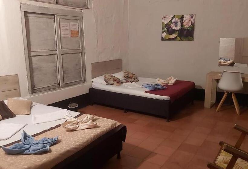 Номер Стандарт 2 Двуспальные Кровати, La Antigua
