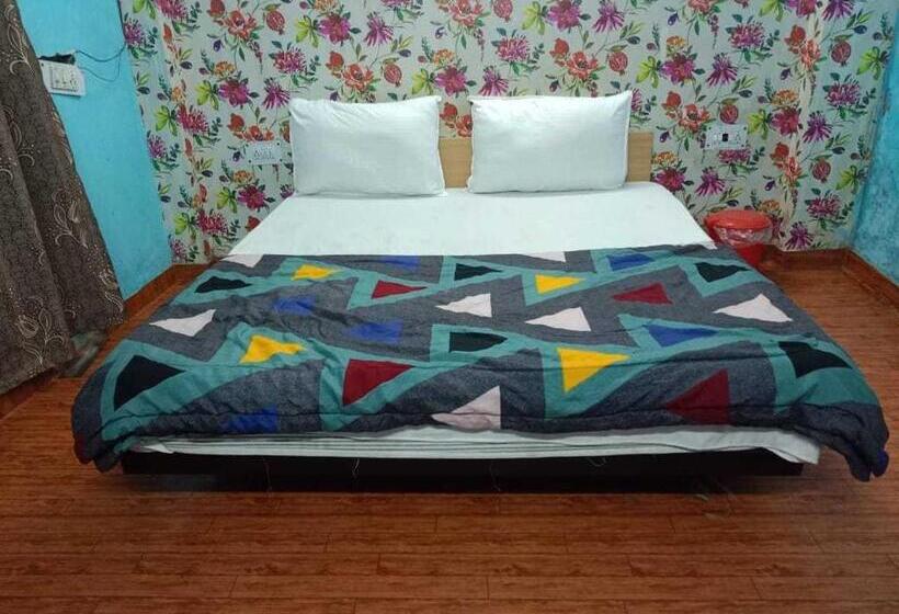 غرفة كلاسيكية ثلاثية, Oyo 82079 Mannat Star Residancy