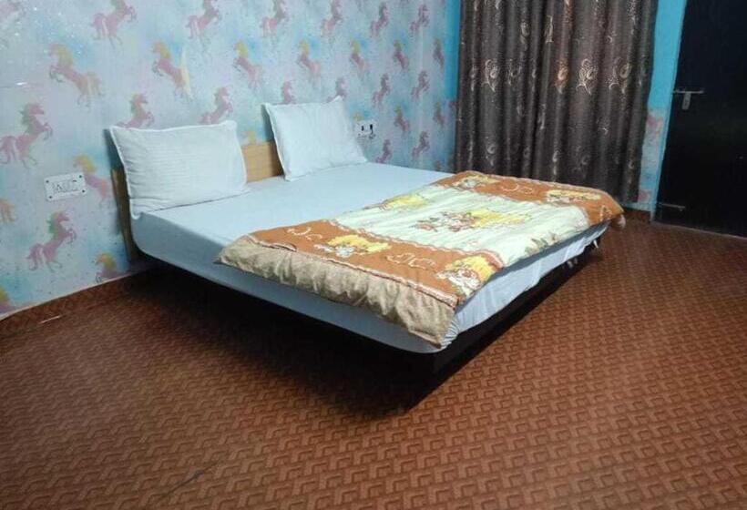 غرفة كلاسيكية ثلاثية, Oyo 82079 Mannat Star Residancy