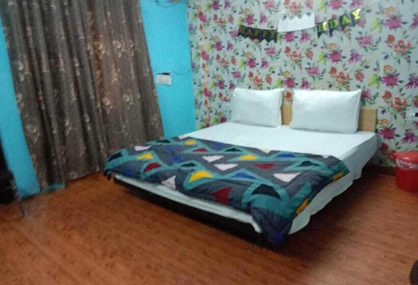 三人经典房间, Oyo 82079 Mannat Star Residancy