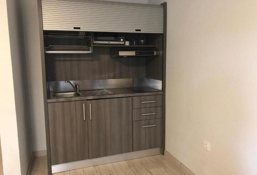 침실 1개 아파트, Restaurante El Montico