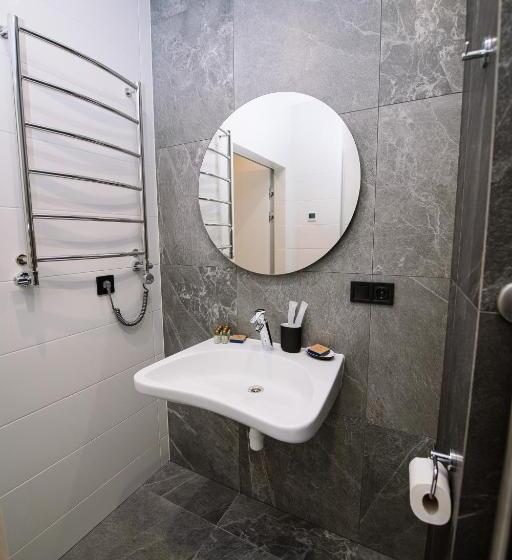 اتاق استاندارد برای معلولان, Select