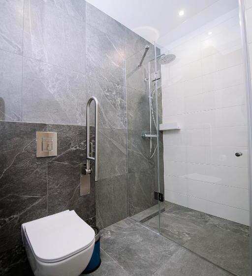 اتاق استاندارد برای معلولان, Select