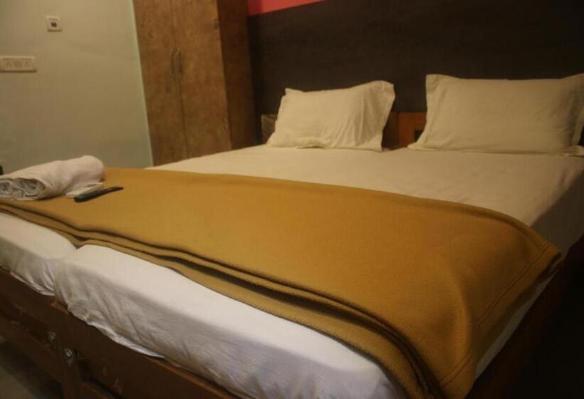 标准间, Sikara, Kumbakonam