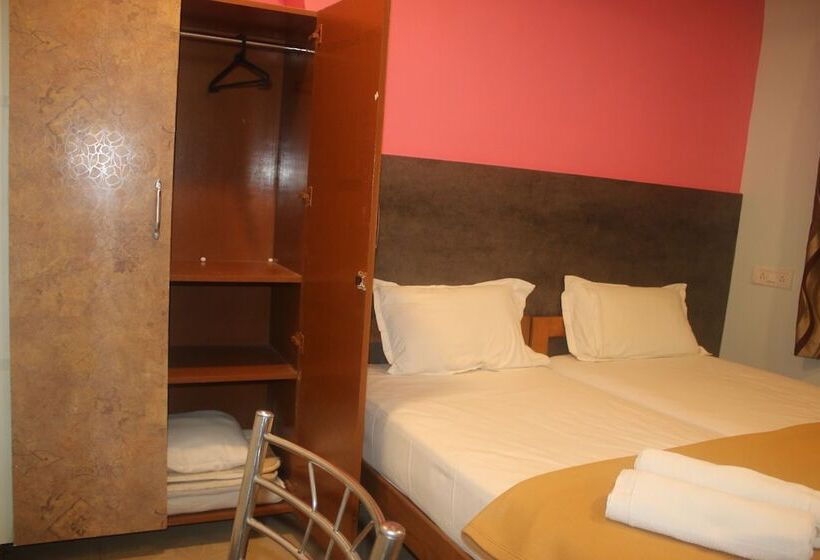 标准间, Sikara, Kumbakonam