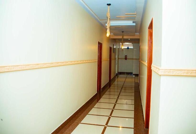 اتاق لوکس خانوادگی, Lenana Hotels Mwanza
