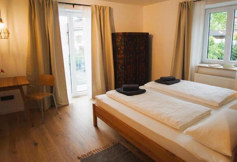 スタンダードルーム, Alte Seifensiederei   Viktor