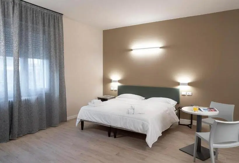 اتاق استاندارد یک نفره, Astoria Comfort Rooms