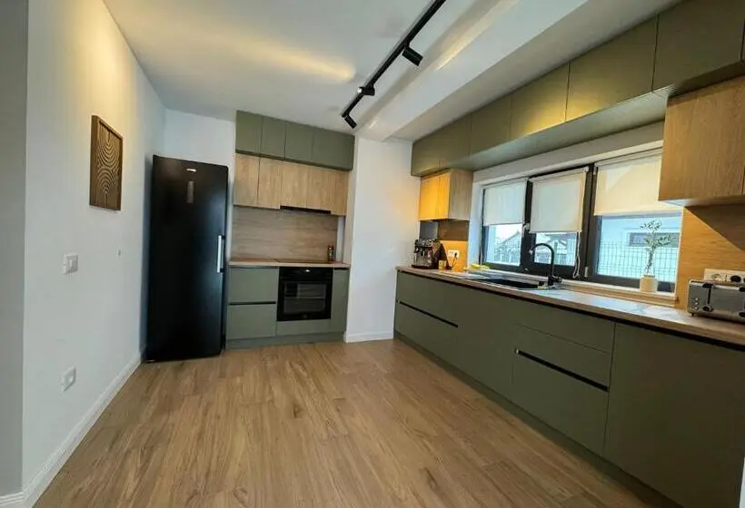 Superior-villa 1 Makuuhuone, Epic Vila Brașov, Cristian