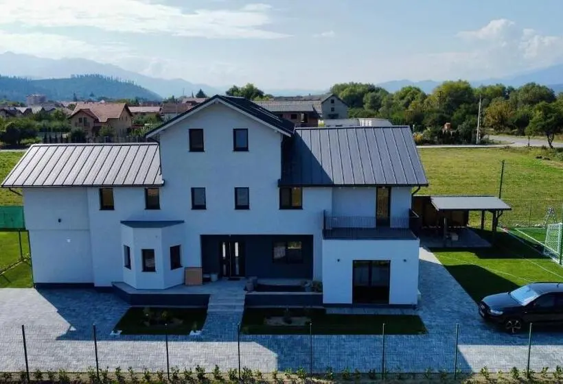 Huoneisto 1 Makuuhuone Puutarhanäkymä, Epic Vila Brașov, Cristian