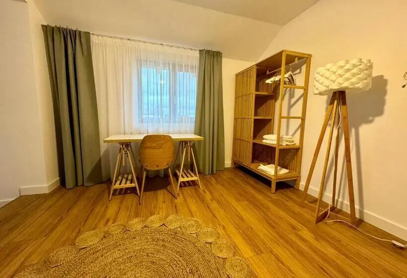 Huoneisto 1 Makuuhuone Puutarhanäkymä, Epic Vila Brașov, Cristian