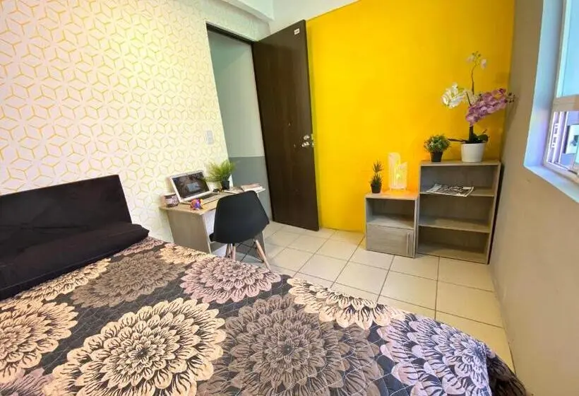 اتاق استاندارد با سرویس بهداشتی مشترک, Roomies Hostel   Santa Maria La Ribera