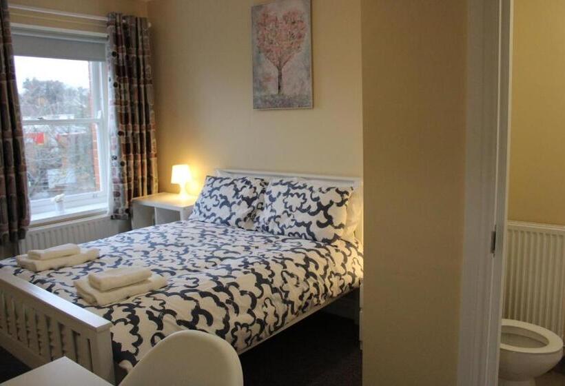 חדר סטנדרט, Station Rooms