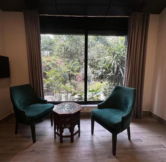 اتاق استاندارد, The Garden