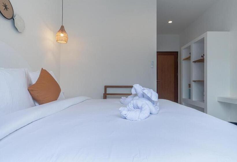 חדר סטודיו סטנדרד, The Simore