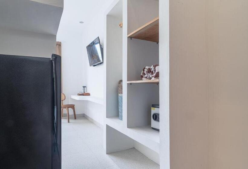 סוויטה, The Simore