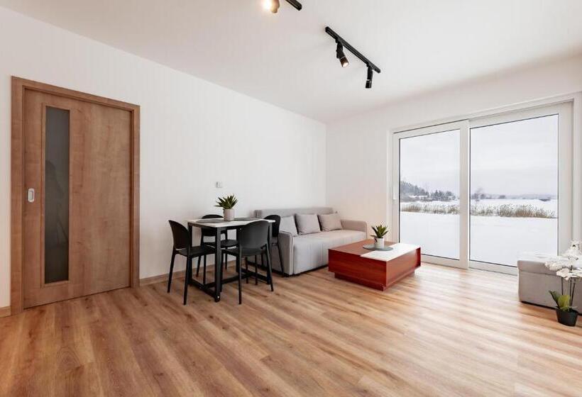 带1个卧室带花园景观的公寓, Resort Malé Lipno