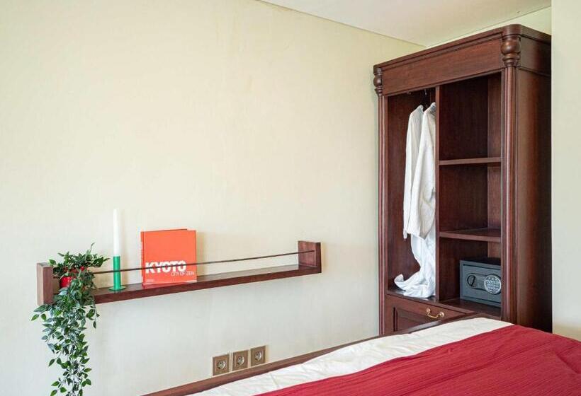 Студия Стандарт, Tarate Loft Studio Ubud