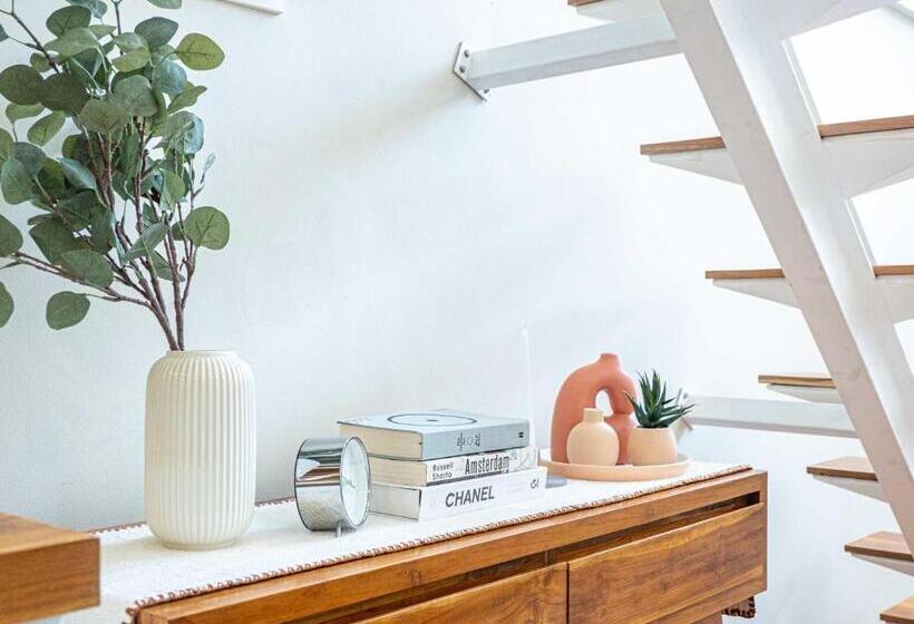 带露台的标准工作室, Tarate Loft Studio Ubud