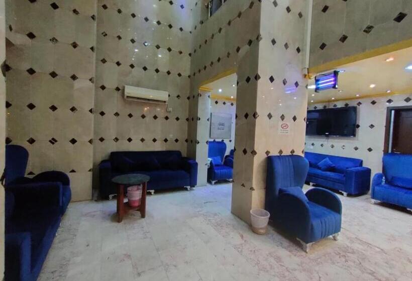 Economy Quadruple Room, فندق داوود بلازا