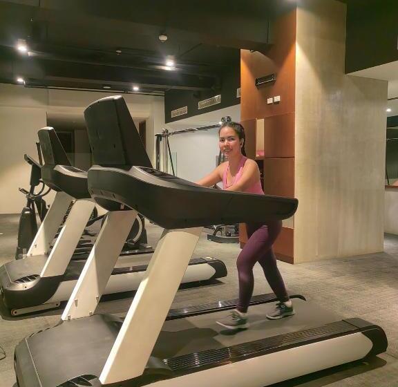 استودیوی لوکس, Triann Condo Staycation Davao In Aeon Towers