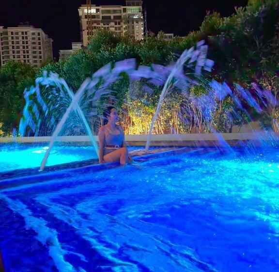 استودیوی لوکس, Triann Condo Staycation Davao In Aeon Towers