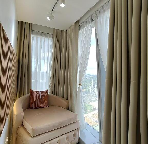 استودیوی لوکس, Triann Condo Staycation Davao In Aeon Towers