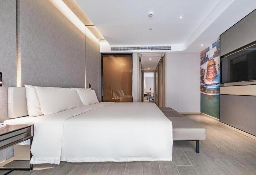 جناح, Atour Hotel Yichun Administrative Center