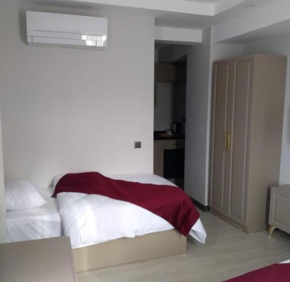 スタンダードトリプルルーム, Eyüp Sultan Palace