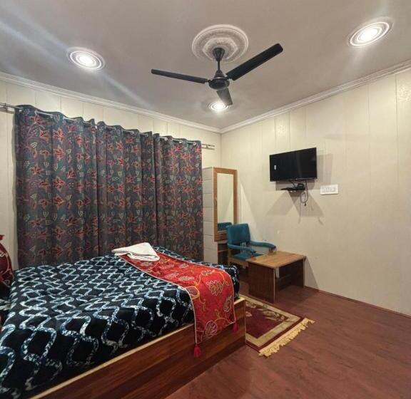 套房, Grand Nishat