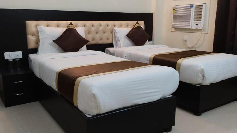 Номер Deluxe Одноместный, J P Palace