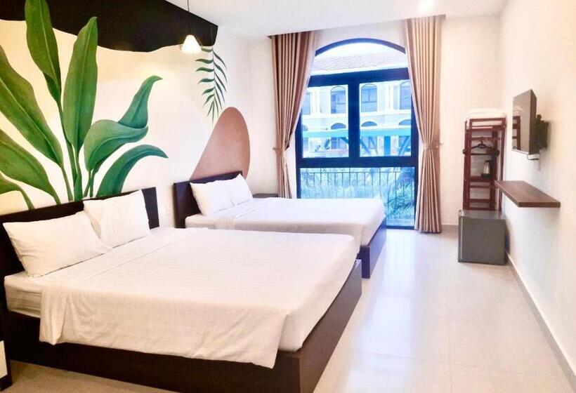 اتاق استاندارد چهارنفره با بالکن, Lucky Sea View Grand World Phu Quoc