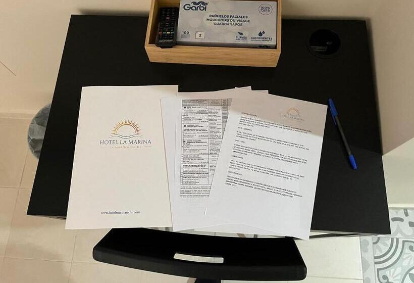 スタンダードルーム, Marina Elche