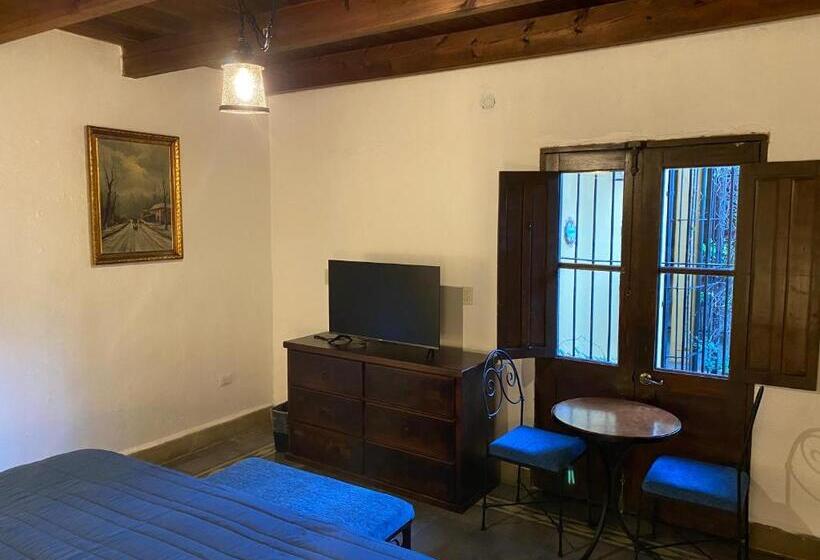 غرفة قياسية, Posada 1885