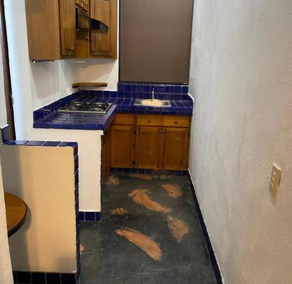 غرفة عائلية, Posada 1885