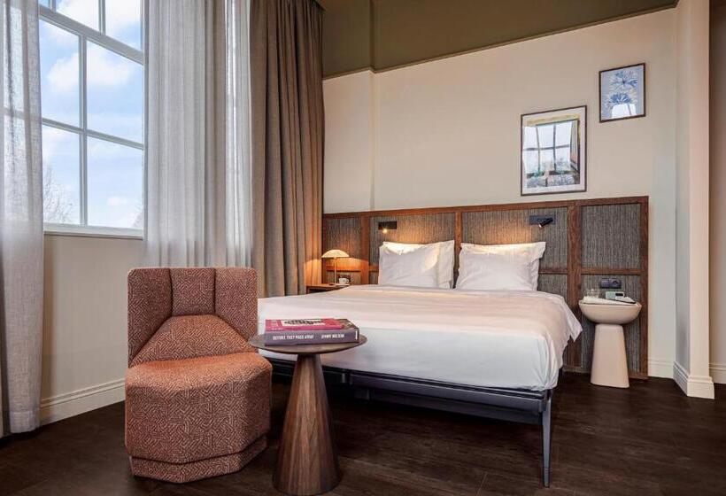 اتاق لوکس با تخت بزرگ, Ryder I Den Bosch   Vught