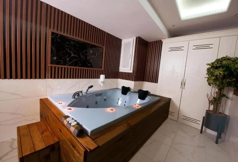 Deluxe-sviitti, Stay Suite