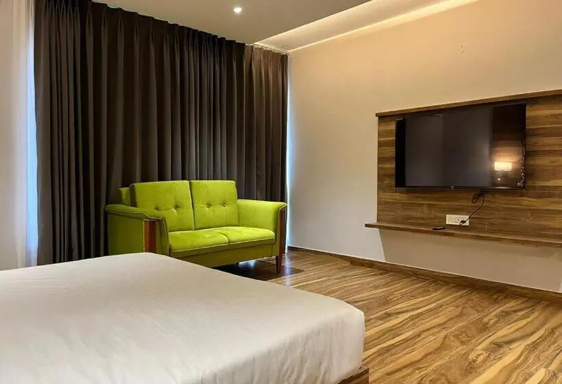 Deluxe Zimmer Kingsize Bett, Tamarind Tree