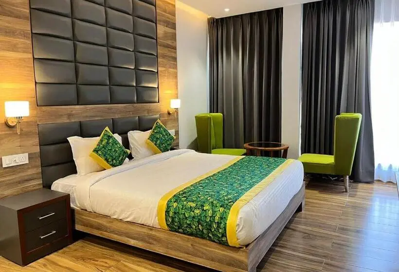 Deluxe Zimmer Kingsize Bett, Tamarind Tree
