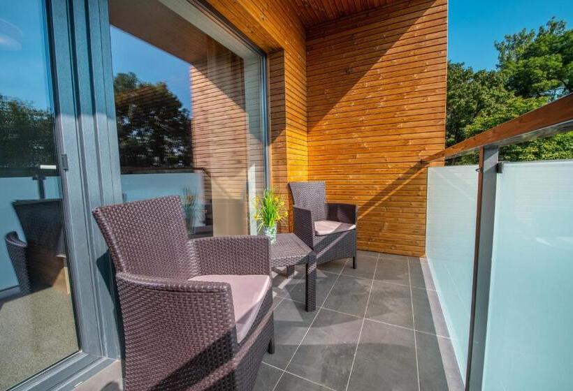 غرفة سوبيريور مزودة بشرفة, Termály Malé Bielice