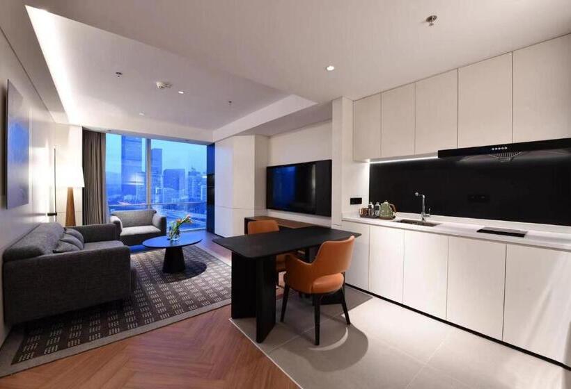 디럭스 스위트, Intercity Hotel Futian Zhongzhou Bay