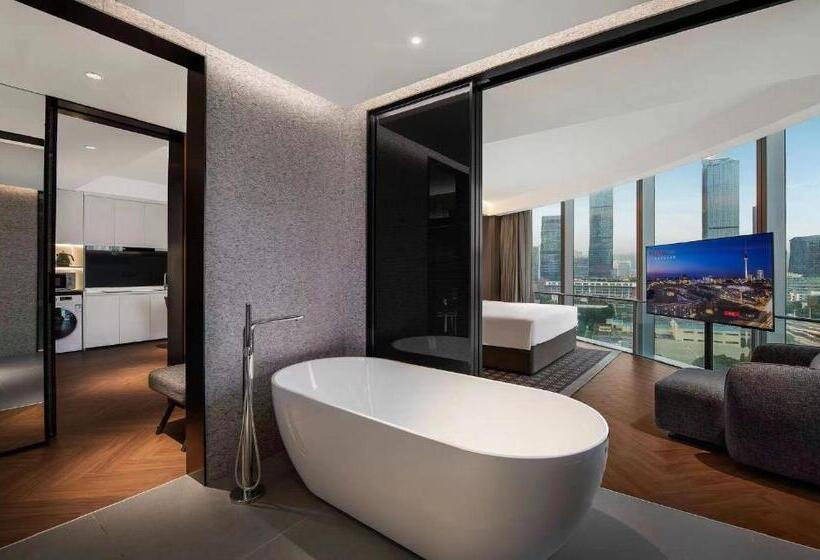 디럭스 스위트, Intercity Hotel Futian Zhongzhou Bay