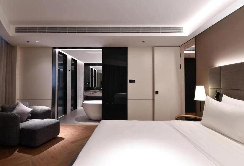 디럭스 스위트, Intercity Hotel Futian Zhongzhou Bay