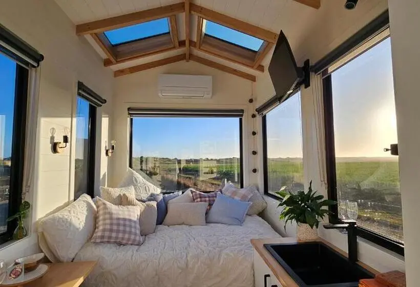 ガーデンビュースタンダードルーム, Coastal Haven Tiny Home   Port Fairy Tiny Homes