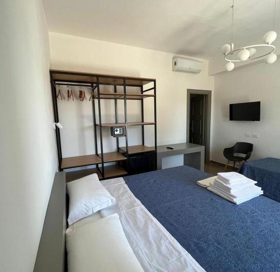 חדר סטנדרט לשלושה, Policaretto Rooms